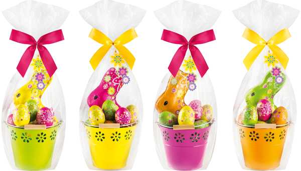 colourful tins with Riegelein bunnies and eggs